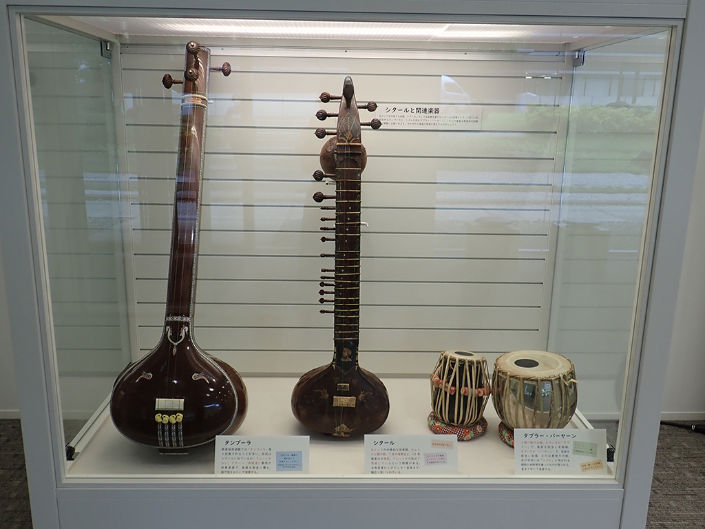 2022ラウンジ展示3